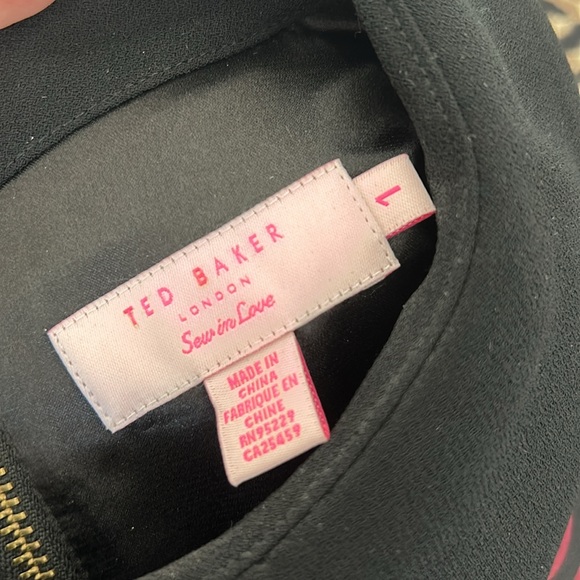 TES BAKER DRESS - Picture 7 of 7